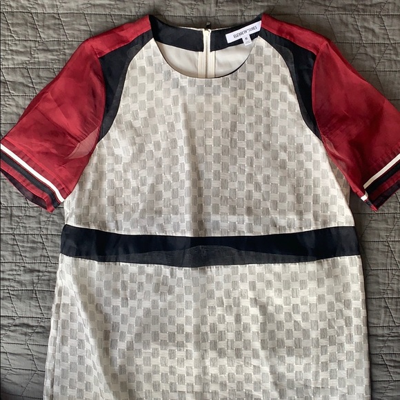 ELIZABETH AND JAMES 100% Silk Dress - Picture 4 of 10